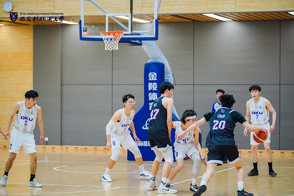 谈球吧体育